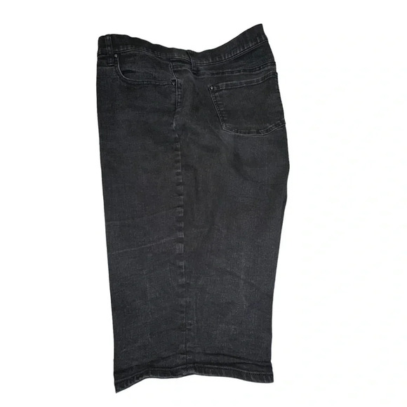 DKNY JEANS Ludlow short 20w plus size black jean capris - Picture 3 of 5